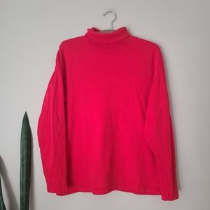 CASUAL CONNECTIONS | Red Long Sleeve Turtleneck Top – Women’s Medium